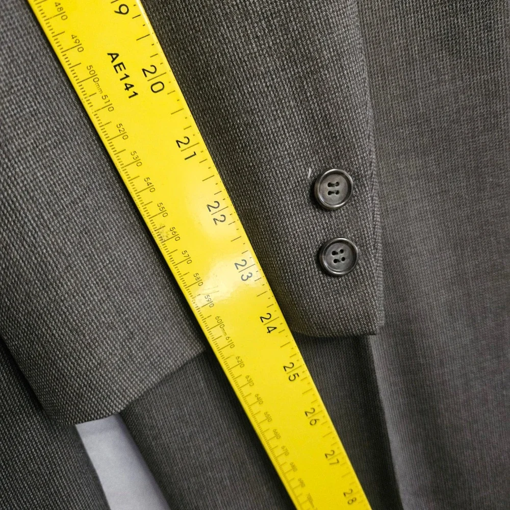 Vintage George J Good Hickey Freeman Brown Textured Wool 3 Button Suit 44R 31W